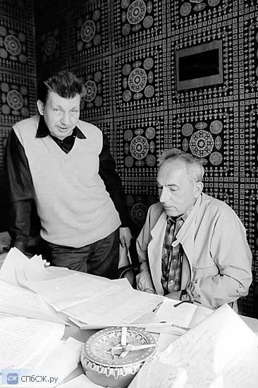 Юрий Кириллов – зам. главного редактора газеты «Ленинградская правда»(1984–1990) и Виктор Кошванец – публицист «Ленправды» (1978–2007). Фото Сергея Грицкова Юрий Кириллов и Виктор Кошванец