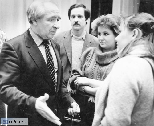 За кулисами БДТ им.Горького с Евгением Лебедевым